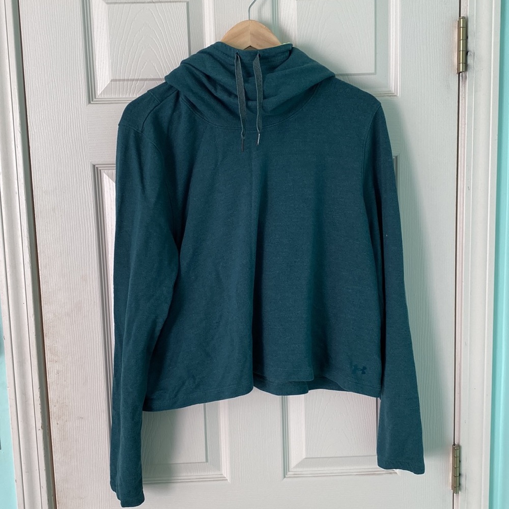 Under Armour hoodie sweatshirt